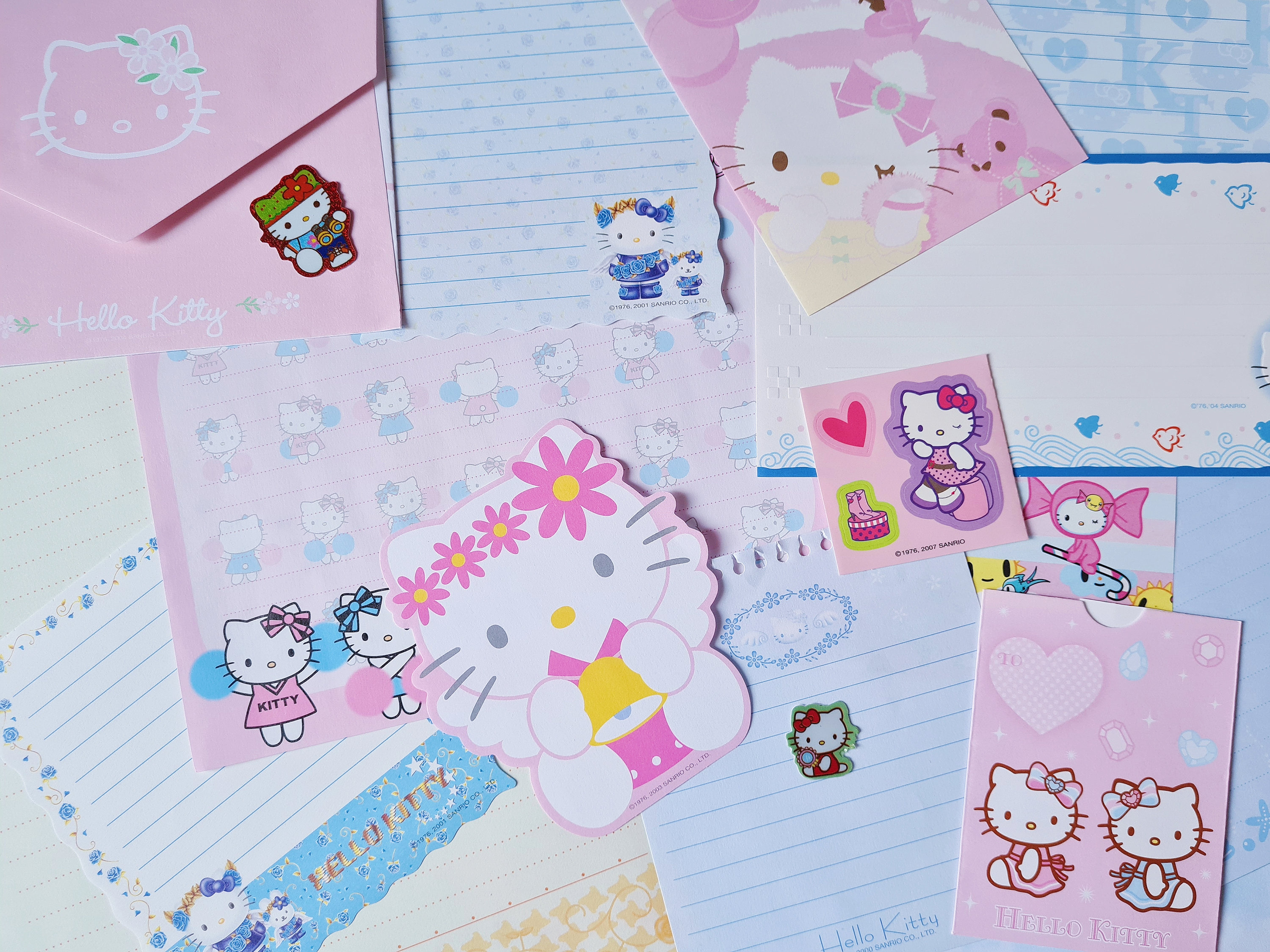 Rare 2000s Heisei Retro Hello Kitty Stationery Grab Bag With