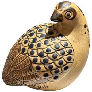 Vintage Hand Painted Tonala Mexican Folk Art Pottery Quail Bird Signed Netzi Mex