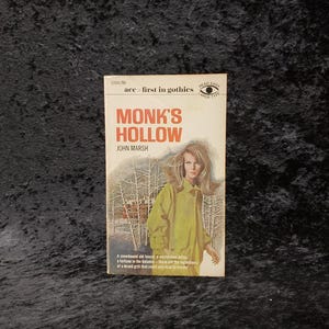 Monk&#39;s Hollow by John Marsh - 1968 Vintage Gothic romance paperback book - Read Easy large type