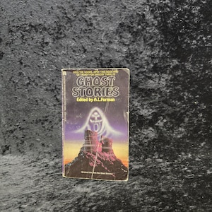 Ghost Stories by various authors, edited by A.L. Furman - 1964 Vintage horror anthology paperback book