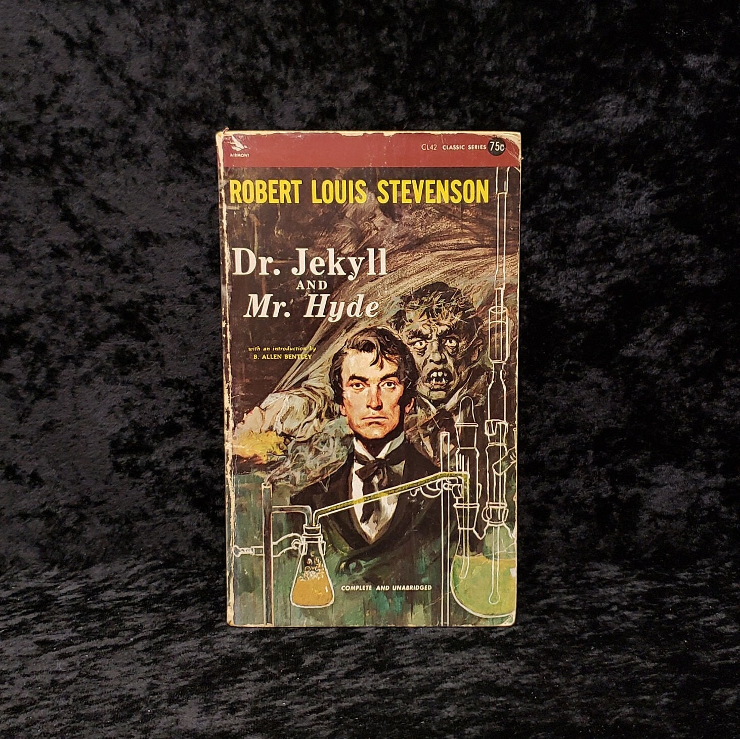 Dr. Jekyll and Mr. Hyde by Robert Louis Stevenson 1964 Vintage