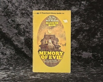 Memory of Evil by Marilyn Ross - 1970 Vintage Gothic romance paperback book
