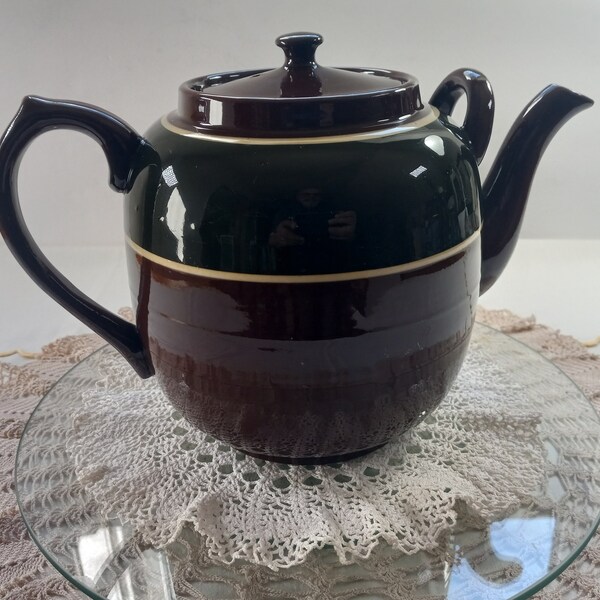 Vintage Gibsons Staffordshire England Massive 10 Cup Traditional Ceramic Tea Pot - 1960s Wheel-Thrown with Applied Slip-Cast Handles & Spout