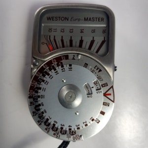 Weston Vintage Euro-Master Analog Light Meter Classic Selenium Cell Leather Case