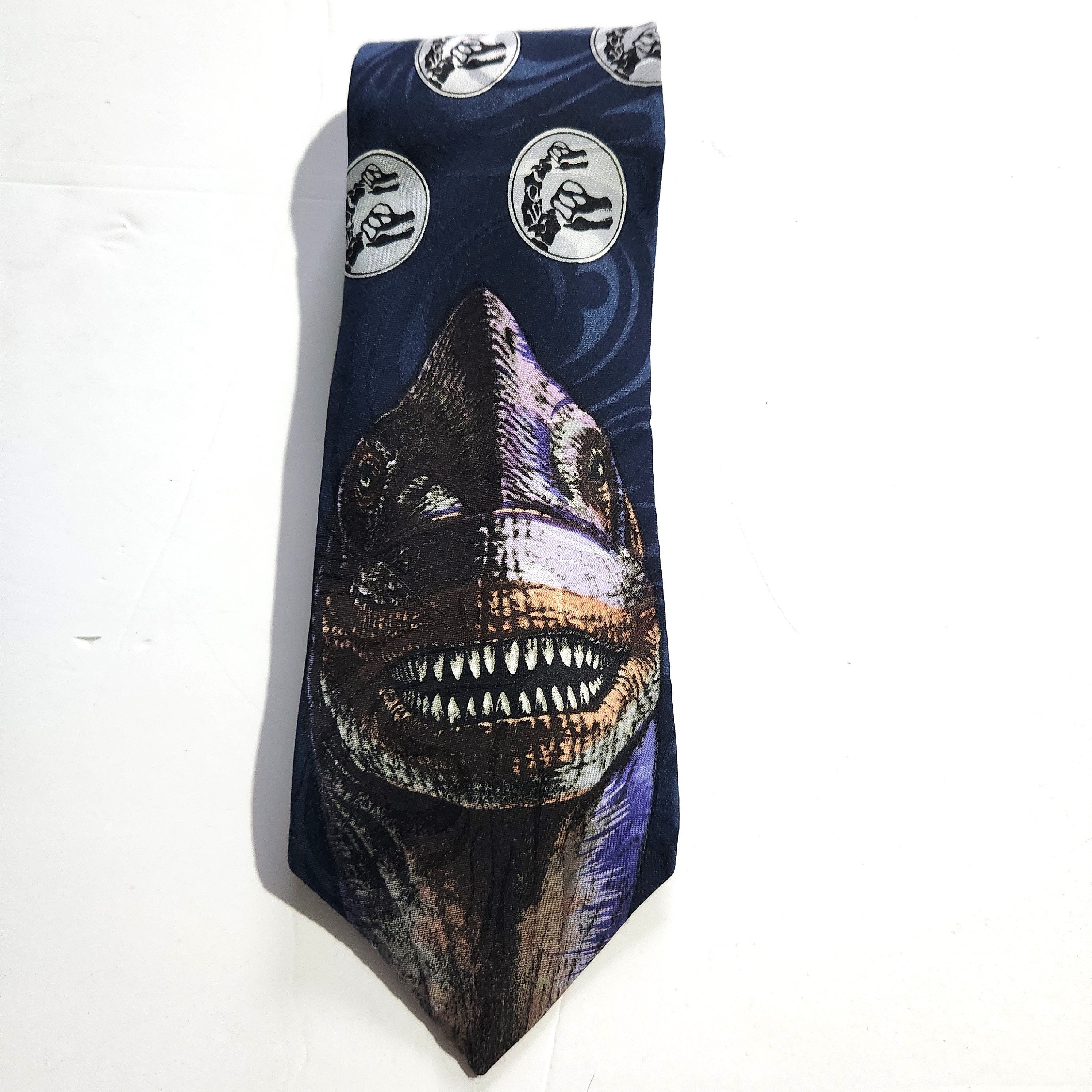 Cravate Frederick Thomas Bleu Marine Brodée Dinosaure - Neuve Avec étiquettes, Classique
