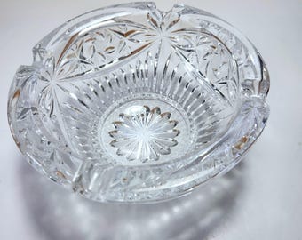 Cenicero de cristal tallado vintage, cuenco de cristal con forma de estrella, cristal grueso y transparente, decoración de mediados de siglo.