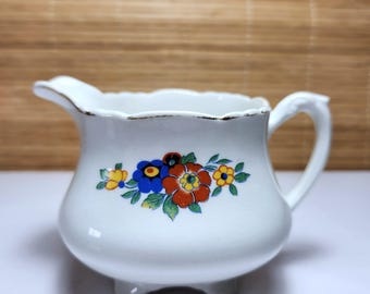 Vintage Wedgwood Patricia Footed Creamer Bone China Gold Trim Floral Bouquet England
