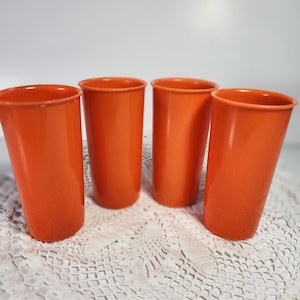 Tupperware Cups Tumblers Drink Glasses Orange Set of 4 8 oz Juice Cups 117 Retro Kitchen Vintage 70s