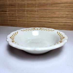 Syracuse China Restaurant Ware  Small Bowl Dish Canada 64 Mid Century Modern 5&quot; Wide 1 1/4&quot; tall.