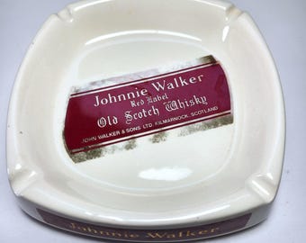 Posacenere vintage Johnnie Walker Red Label Wade England Square in ceramica, ideale per pub.
