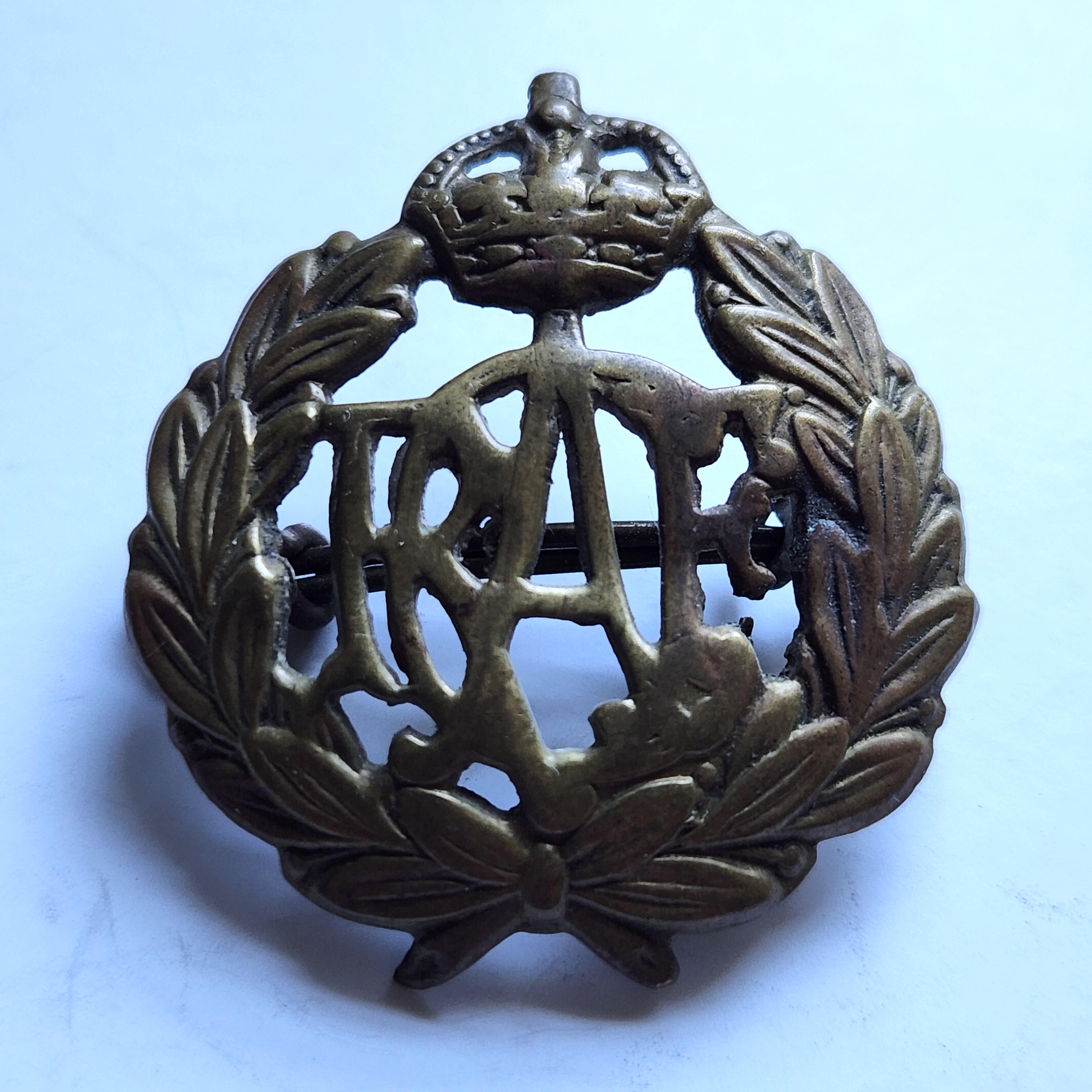 Military british crown insignia - Etsy 日本