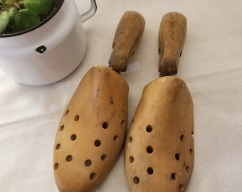 civières d’arbre à chaussures en bois vintage réglables 10"-11" Circa 50s - 60s