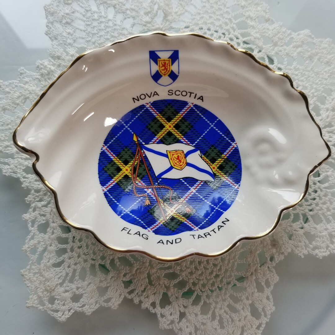 Shell-shaped Trinket Dish Nova Scotia Flag and Tartan Sandland Made in ...