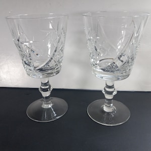 Pinwheel geslepen kristallen rode wijnbekers 6&quot; boho glaswerk glazen stijl per paar (2) vintage
