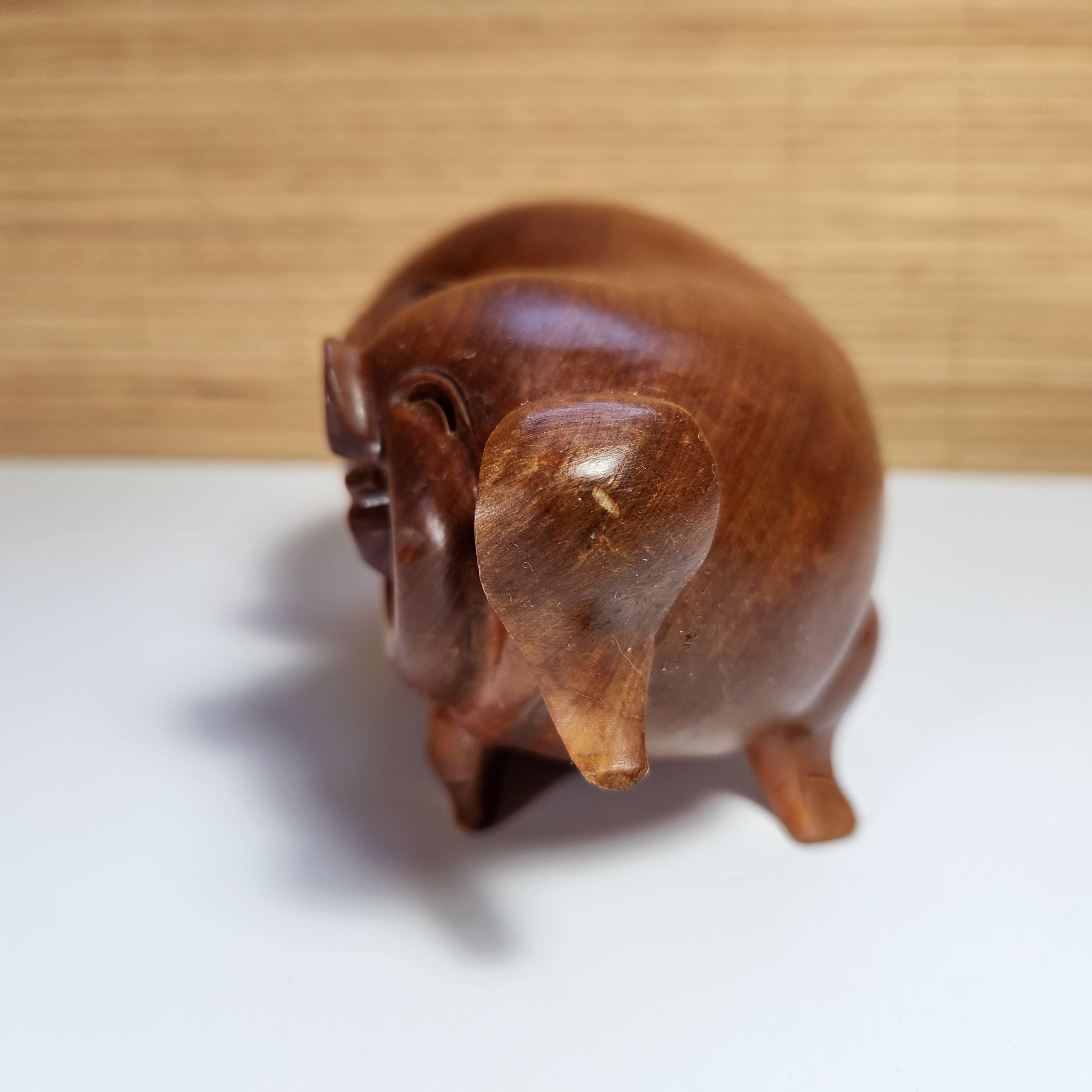 ヴィンテージの手彫りの中国製木製笑う豚の置物装飾像 - Etsy 日本