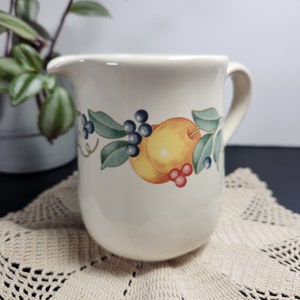 Vintage Corelle Coordinates Pitcher Creamer Abundance Fruit & Leaves Cream Colour