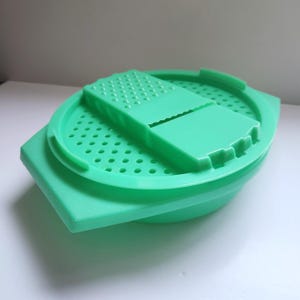 Tupperware Reibe Schüssel Behälter Grün Käsereibe Vintage 70er Jahre