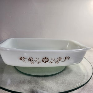 Vintage Dynaware mjölkglasgryta: Daisy blommig bakplåt