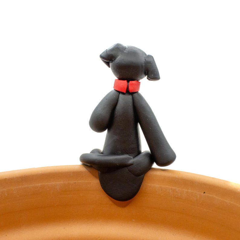 Black Lab Pot Sitter, Dog Figurine, Labrador Retriever, Black Lab Pot Hugger, Plant Pot Pal, Dog Lover Gift, Black Lab Lover Gift afbeelding 8