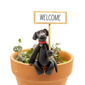 Black Lab Pot Sitter, Dog Figurine, Labrador Retriever, Black Lab Pot Hugger, Plant Pot Pal, Dog Lover Gift, Black Lab Lover Gift afbeelding 3
