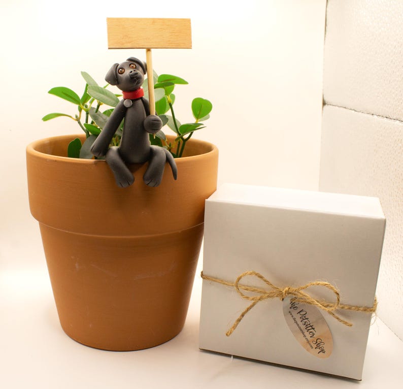 Black Lab Pot Sitter, Dog Figurine, Labrador Retriever, Black Lab Pot Hugger, Plant Pot Pal, Dog Lover Gift, Black Lab Lover Gift afbeelding 10