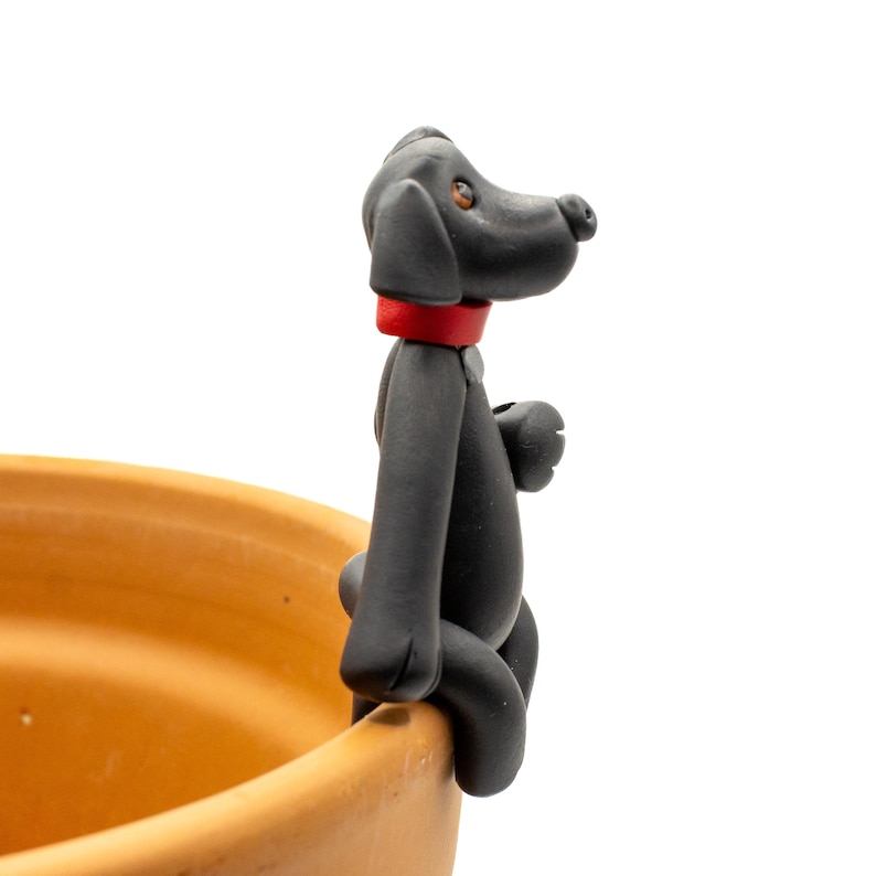 Black Lab Pot Sitter, Dog Figurine, Labrador Retriever, Black Lab Pot Hugger, Plant Pot Pal, Dog Lover Gift, Black Lab Lover Gift afbeelding 7