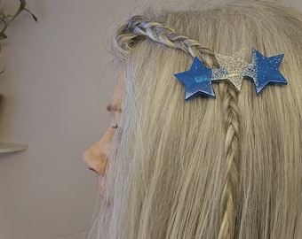 Star barrette in resin blue and silver glitter with silver alligator clip