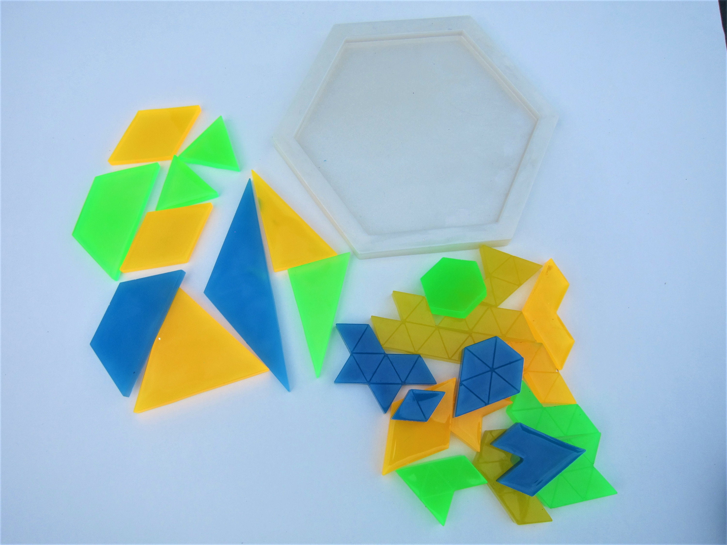 Hexagon Tangram Resin Puzzle in Multi Colors With White Base, Two ...