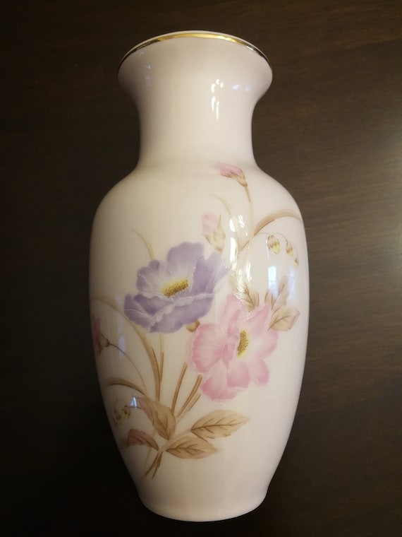 Japanese Fine China Vase 6 With Beautiful Flora Design Etsy