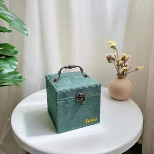 Organizer per portagioie vintage, custodia per gioielli a 3 strati con vassoio rimovibile per orecchini, bracciali, anelli, collane, regalo per matrimonio