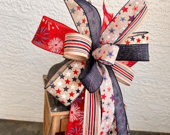 Patriotic Bow, Patriotic Bow for Wreaths, Outdoor 4th of July Decoration, Memorial Day Decorations, Independence Day Celebration, Tree Toppe