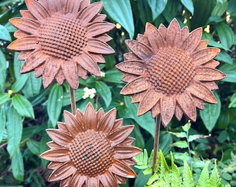 Sunflower Stakes x3 | Garden Decoration | Garden Feature | Garden Gift