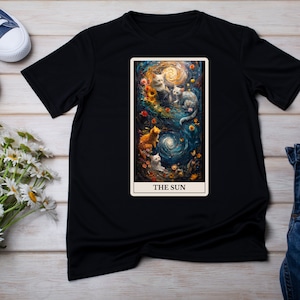 T-shirt in jersey con le carte dei tarocchi del Sole