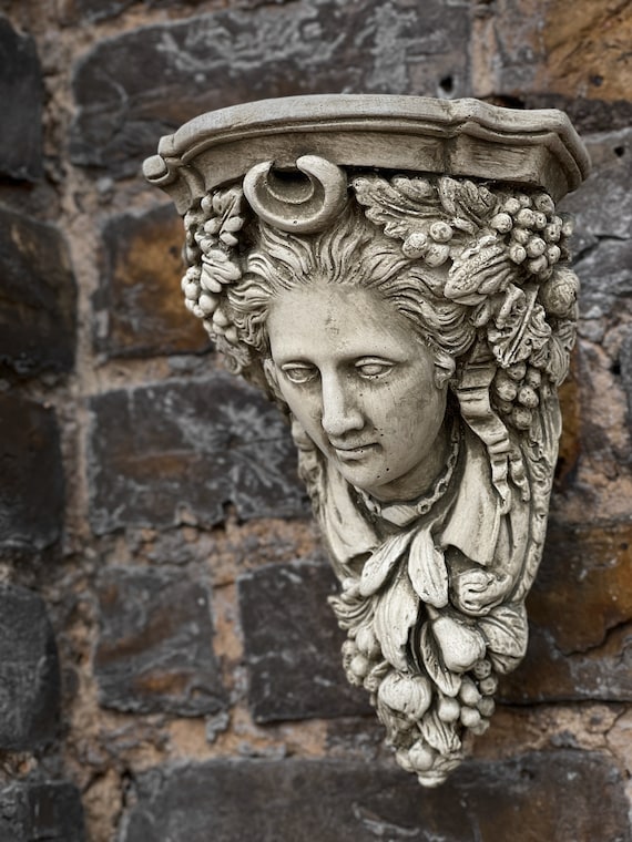 Cintres muraux de tête de béton féminin visage de femme en pierre statue de  buste de