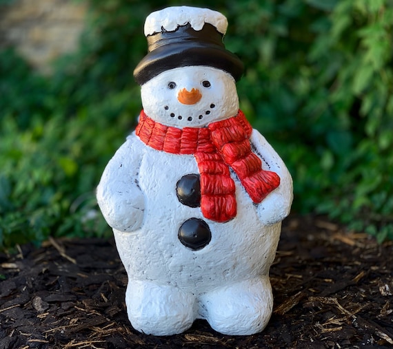 18 pcs small snowman statue snowman ornaments snowman table centerpiece