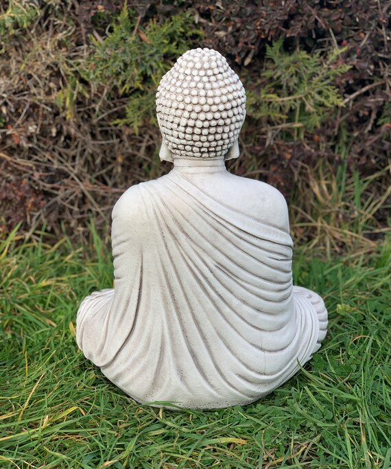 Yeomoo Statuetta di Buddha da meditazione, decorazione da giardino per  esterni – Zen Buddha, grande con lampada solare, sfera di vetro, statuette  regalo per mamma/donne, decorazione giapponese per : : Giardino e