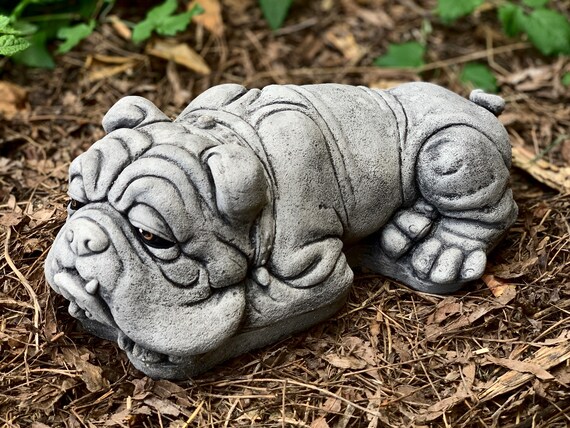 Französische Bulldogge Statue Beton Bulldogge Garten Bulldogge Dekoration  Outdoor Zement Hunde Pet Memorial Custom Hunde Figur für Zuhause Haustier  Verlust - .de