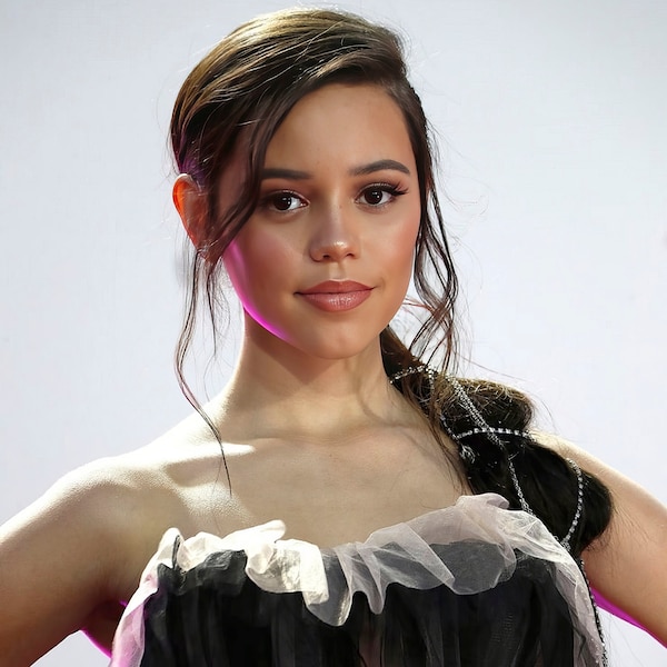 Jenna Ortega Sexy Photos - Etsy