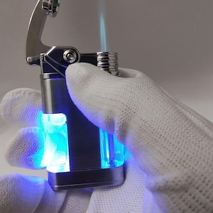 Interruptor de ignição de gás butano, isqueiro externo à prova de vento, tocha de turbina, chama azul reta, luz piscante, isqueiro a jato para cigarro masculino