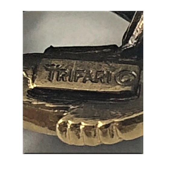 Vintage Crown Trifari Brushed Gold Tone Rose Broo… - image 10
