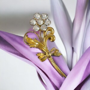 Vintage Gilded Sterling Silver Clear Paste Rhinestones Floral Brooch - 1940&#39;s Glamour