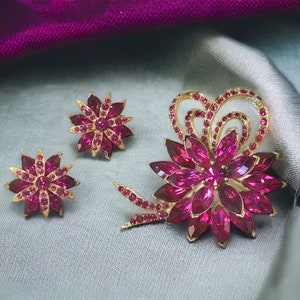 Vintage Weiss Fuchsia Rhinestones Gold Tone Brooch & Earrings Floral Set, Signed Weiss Demi-parure