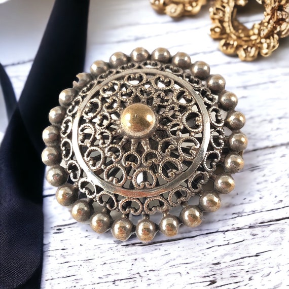 Vintage French Silver Plated Filigree Round Brooch - image 1