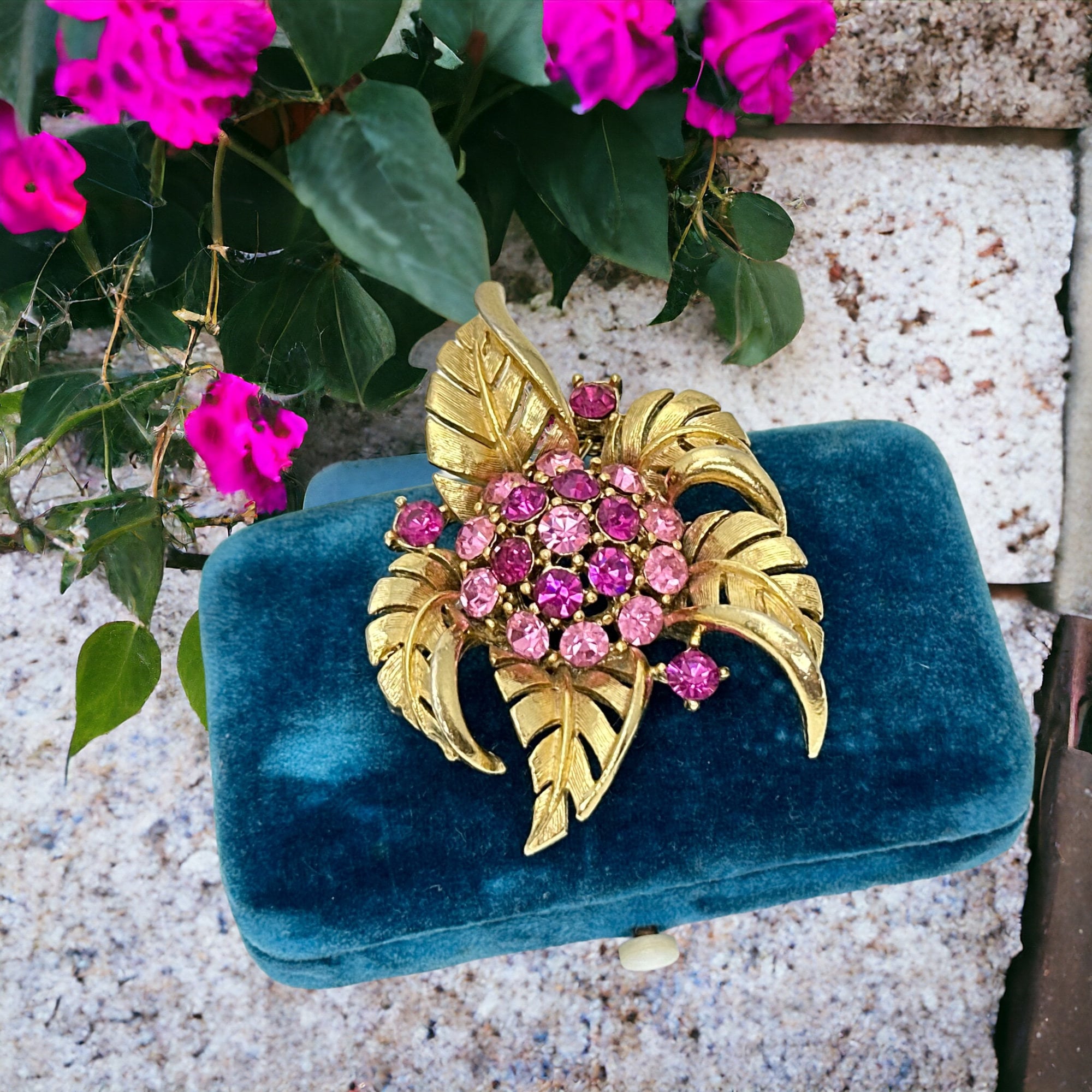 Vintage Lisner Oversized Pink Floral Brooch