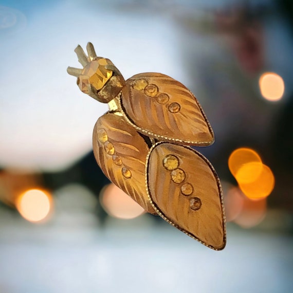 Vintage Frosted Amber Glass Leaves Brooch - 1940s… - image 3