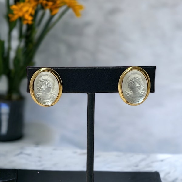 Vintage Victorian Style Glass Cameo Gold Tone Oval Clip-on Earrings | Jewelry Lover Gift