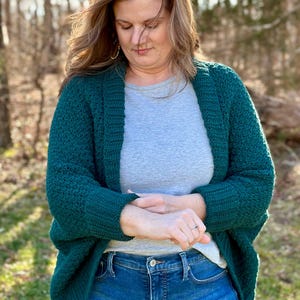 beginner friendly oversized cocoon cardigan crochet pattern