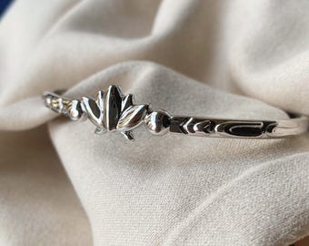 Freezing, Freezing adjustable ring, Freezing adjustable size bracelet, Freezing ring, Freezing bracelet.