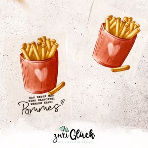 Könnte beinhalten: Zwei Illustrationen von roten Papierbehältern, gefüllt mit goldenen Pommes Frites. Jeder Behälter hat ein weißes Herz auf der Vorderseite. Der Text auf Deutsch lautet "DAS BESTE WAS EINE KARTOFFEL WERDEN KANN: Pommes."