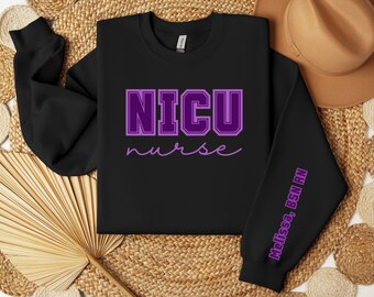 Personalisierte NICU Krankenschwester Neonatal Intensivstation RN Crewneck Sweatshirt Benutzerdefinierte Name Pullover Pullover Geschenkidee College Universität Text